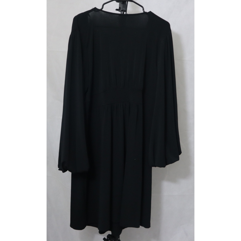 5 for $25 Torrid black dress - Picture 5 of 5
